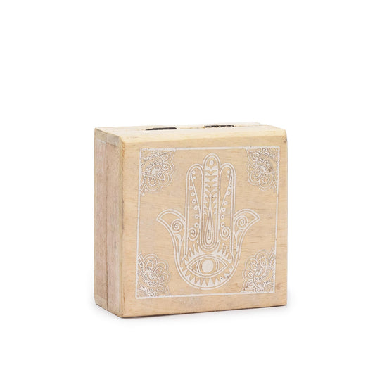 Hamsa-Hand Gravur Box aus Mangoholz, weiß getüncht | 10x10x4,2 cm