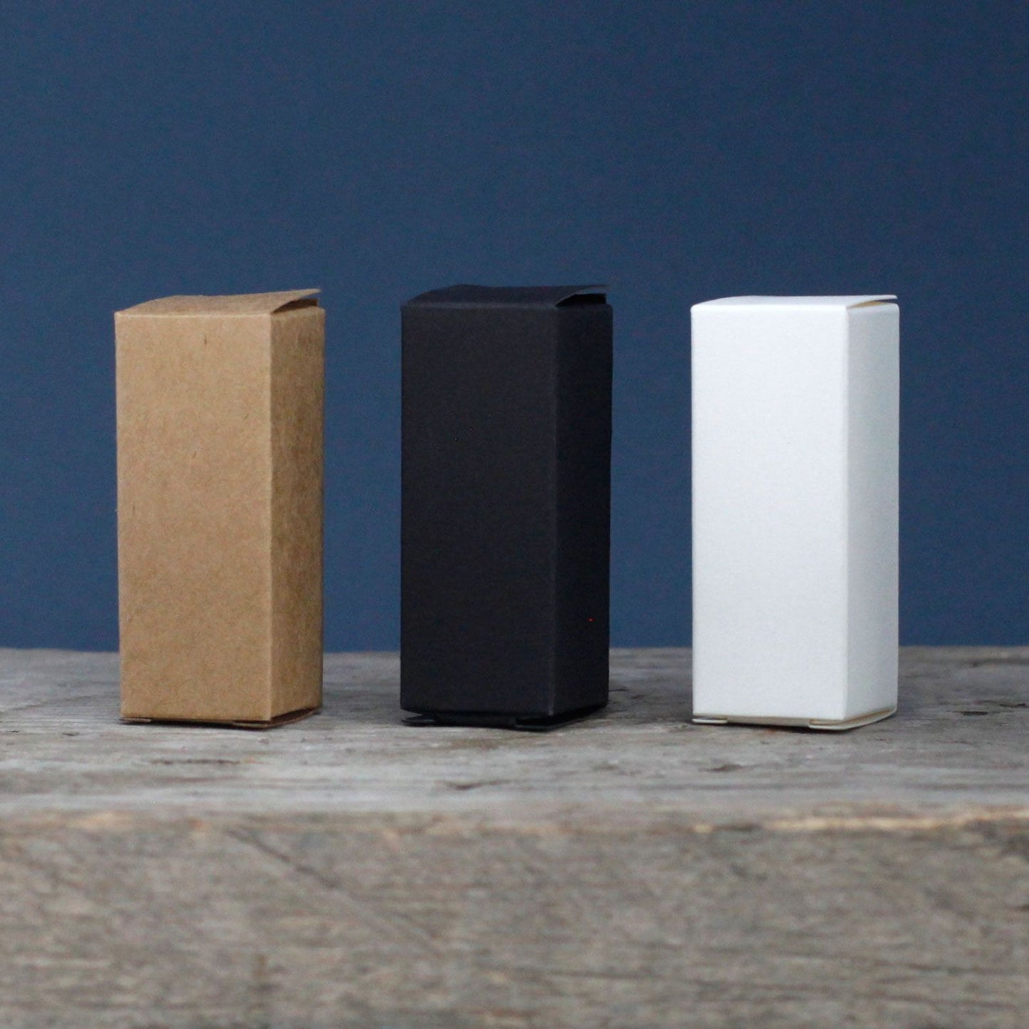 Weiße Kraftpapier-Box zur Aufbewahrung von 10ml Ätherischen Ölen