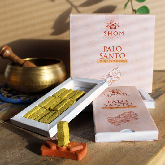 Palo Santo Räucherziegel Set – 15 Stück mit Terrakotta-Halter