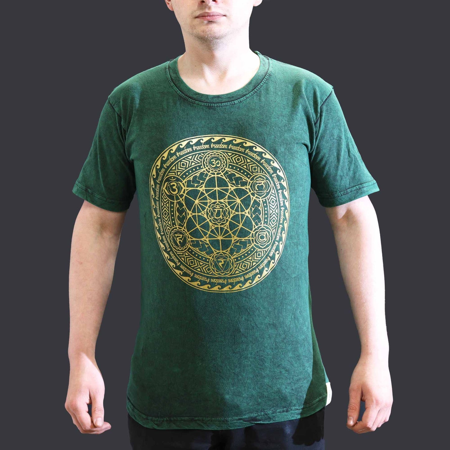 Chakra T-Shirt in Steinwasch-Grün – Fair Trade & Vintage-Look