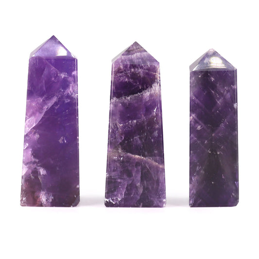 Handgeschnitzter Obelisk aus African Amethyst – Einzigartiges Naturkunstwerk