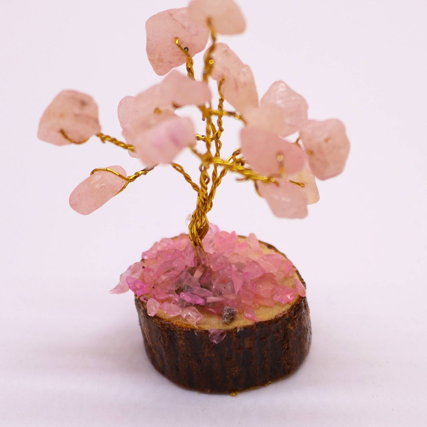 Mini-Edelsteinbaum aus Rosenquarz auf Holz - Handgefertigtes Dekorationsstück