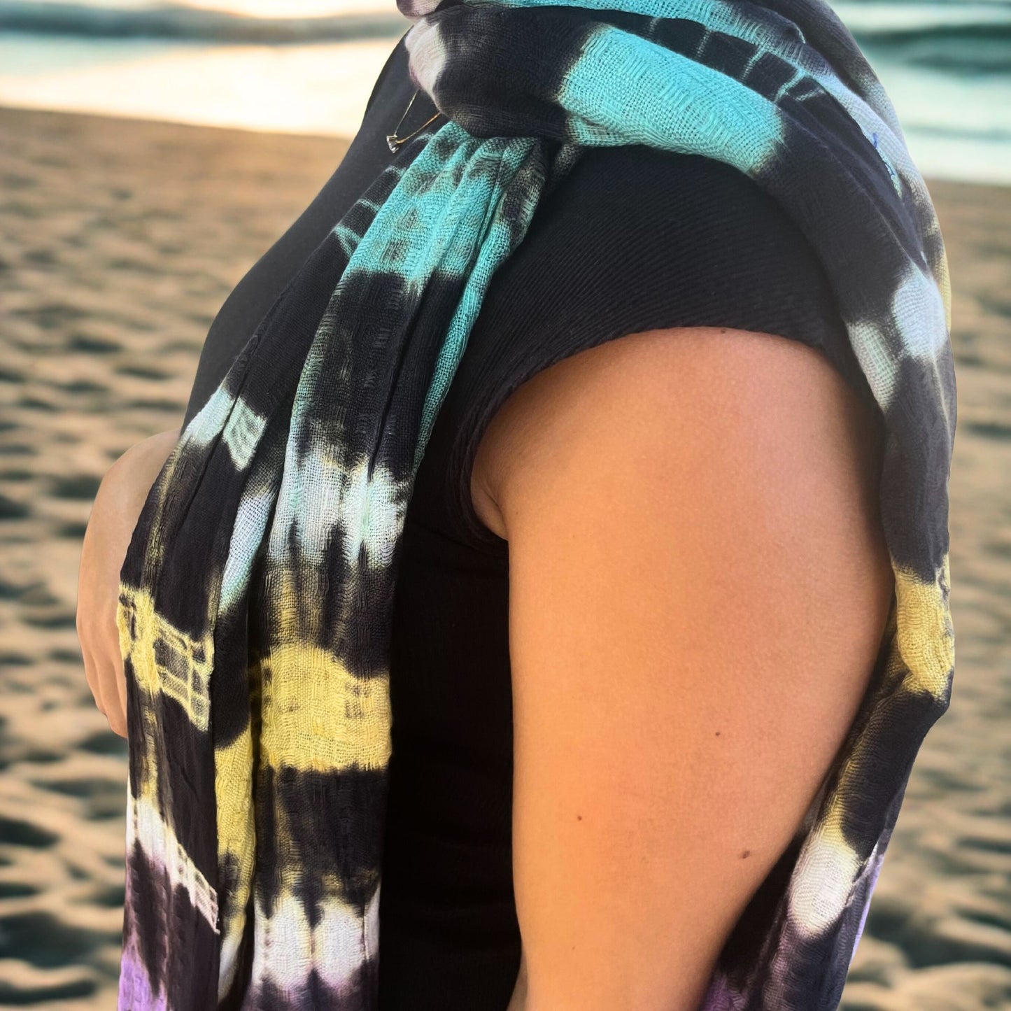 Boho Java Wickelschal – Lebendige Streifen in Leinen-Reyon