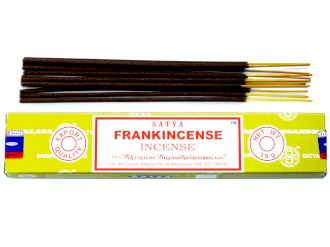 Satya Räucherstäbchen-Set Aroma-Harmonie – 7 Düfte mit Mangoholz-Halter