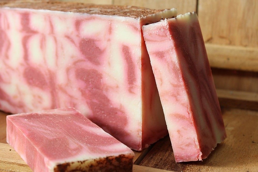 Naturseife mit Rotem Ton & Olivenöl – Sanfte Reinigung für klare Haut