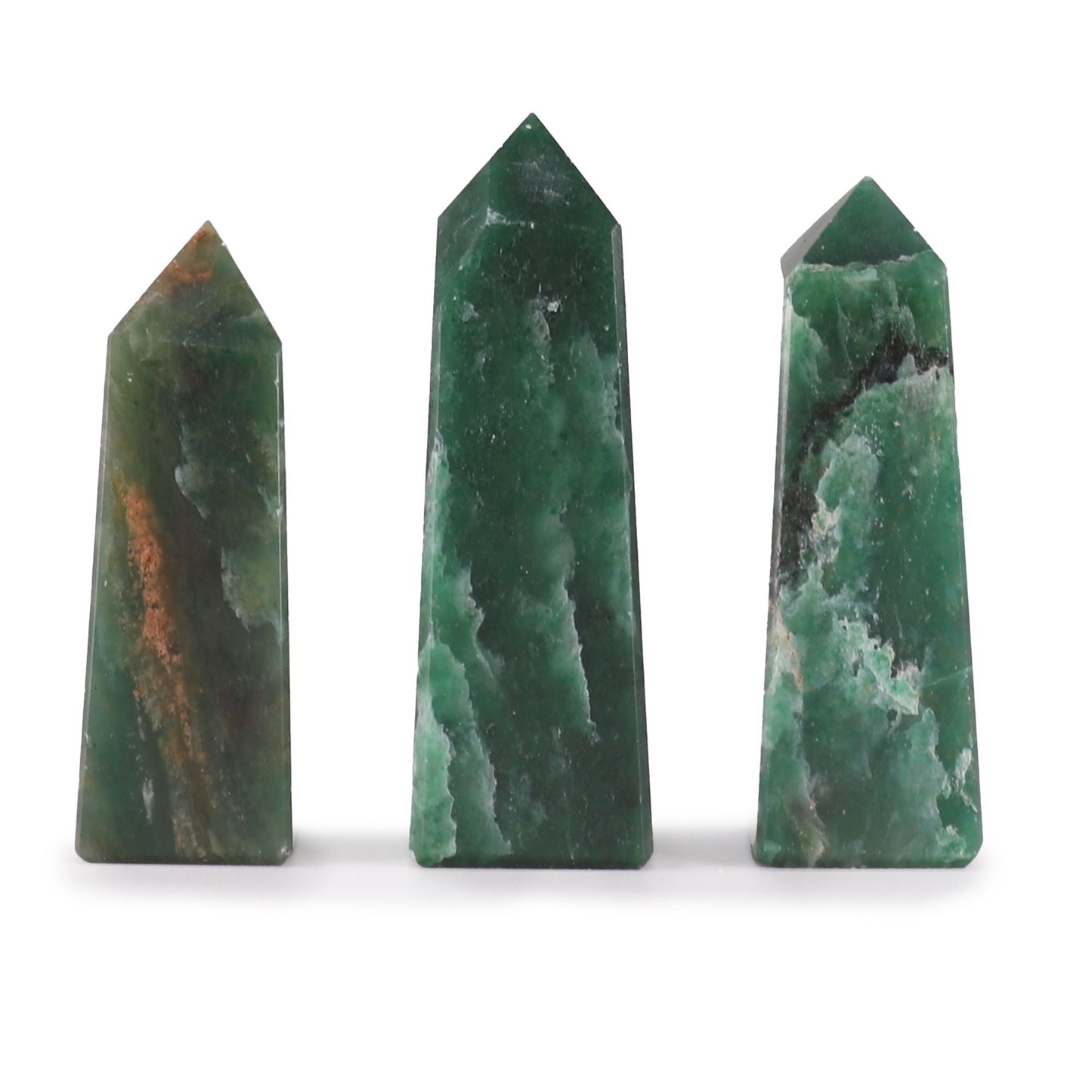 Handgeschnitzter Obelisk aus Indischer Jade – Einzigartiger Edelstein-Dekor