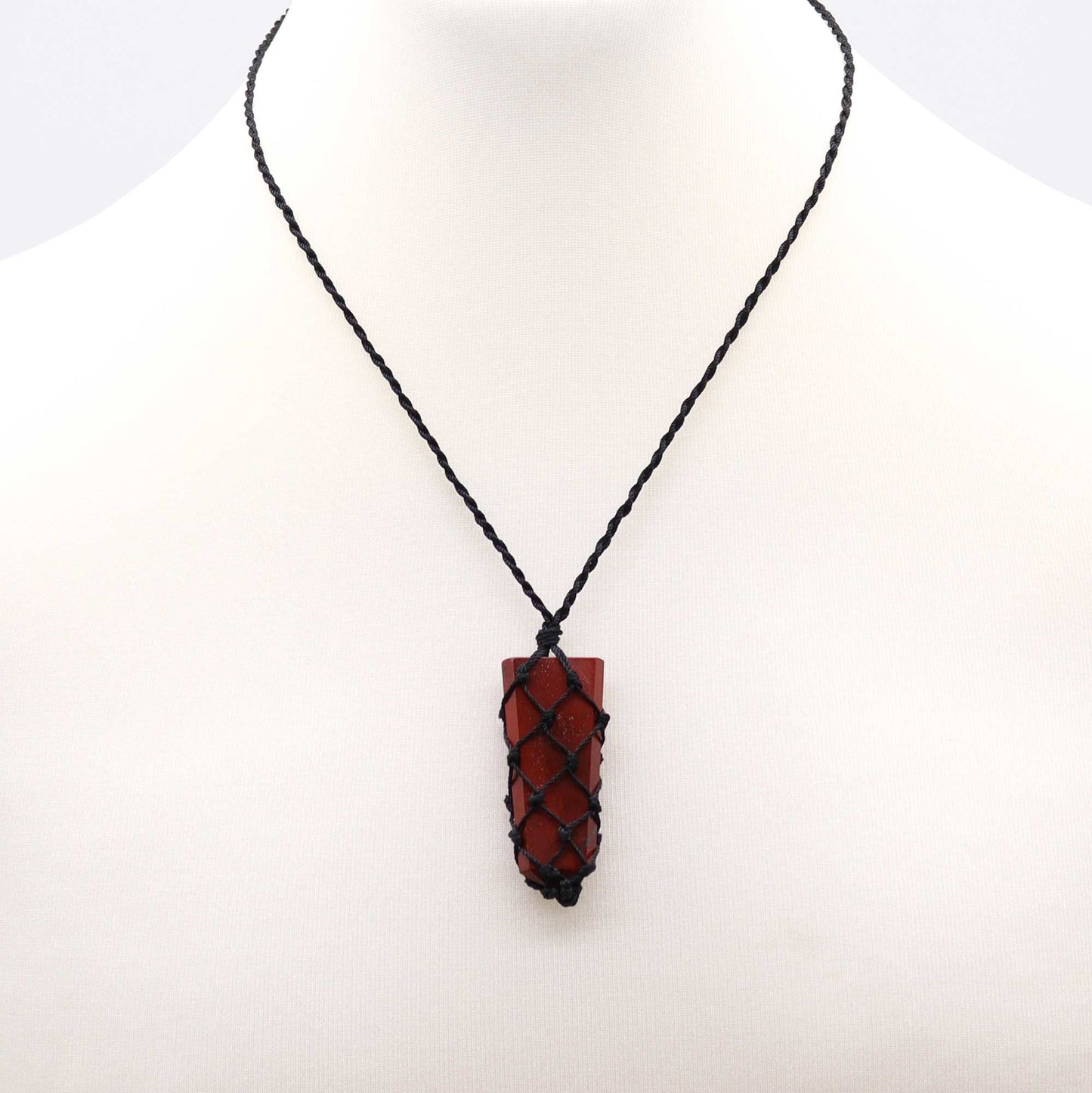 Red Jasper Flachspitzen-Anhänger mit Spitzenbesatz – Handgefertigter Schmuck aus Indien