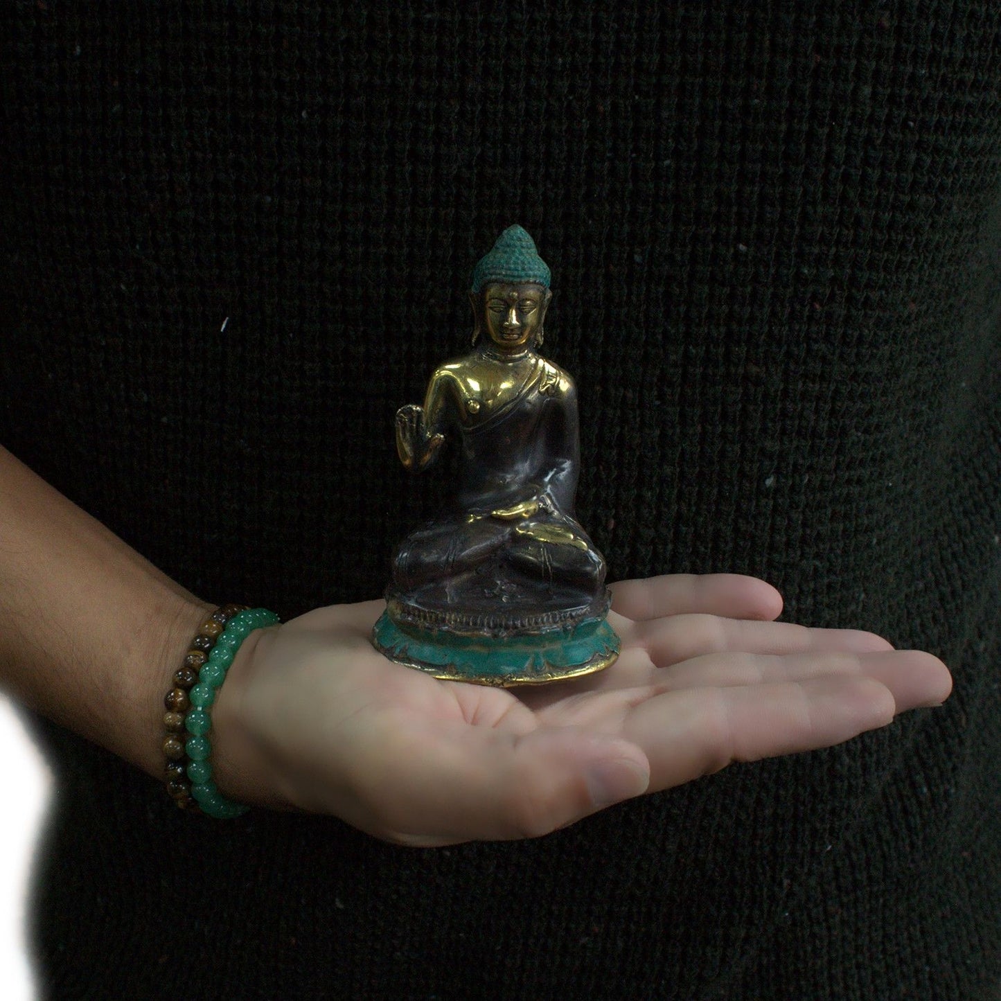 Buddha-Statue aus Messing mit Segensgeste – Handgefertigte Meditationfigur
