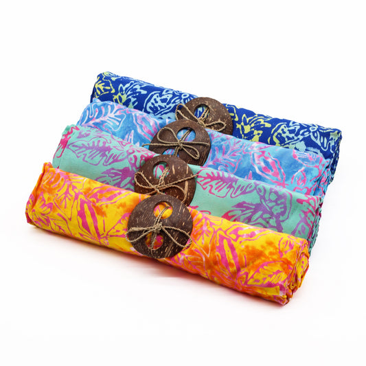 Set mit 4 handbemalten Sarongs im Tropenblatt-Design – 100% Rayon