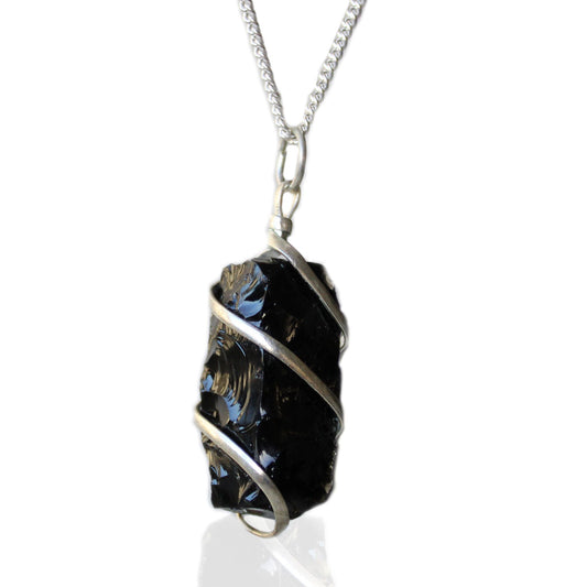 Handgewickelte Halskette mit natürlichem Schwarz-Onyx - Versilbert