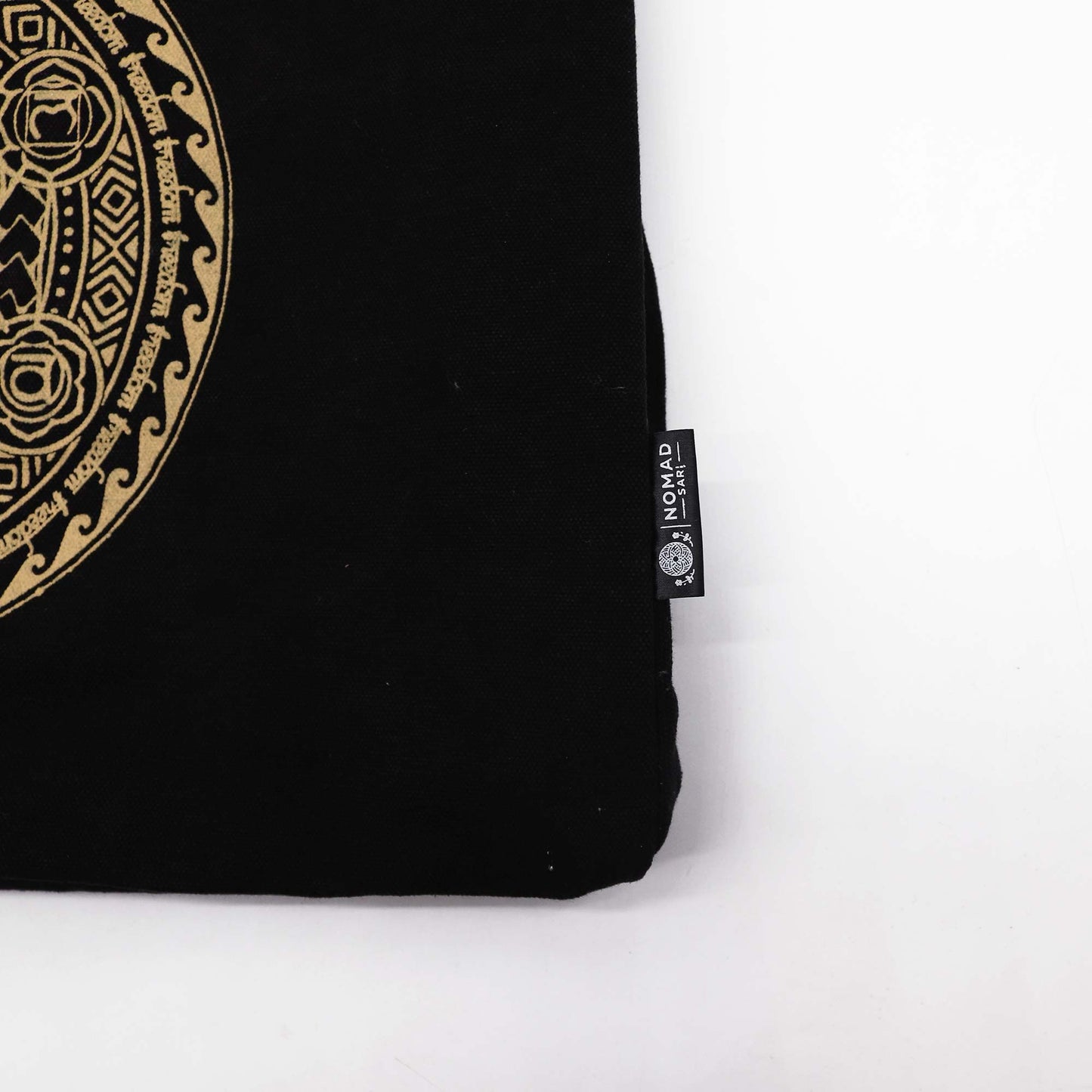 Oversized Shopper Bag mit Chakra Mandala – Handgefertigt in Schokoladen-Stonewash