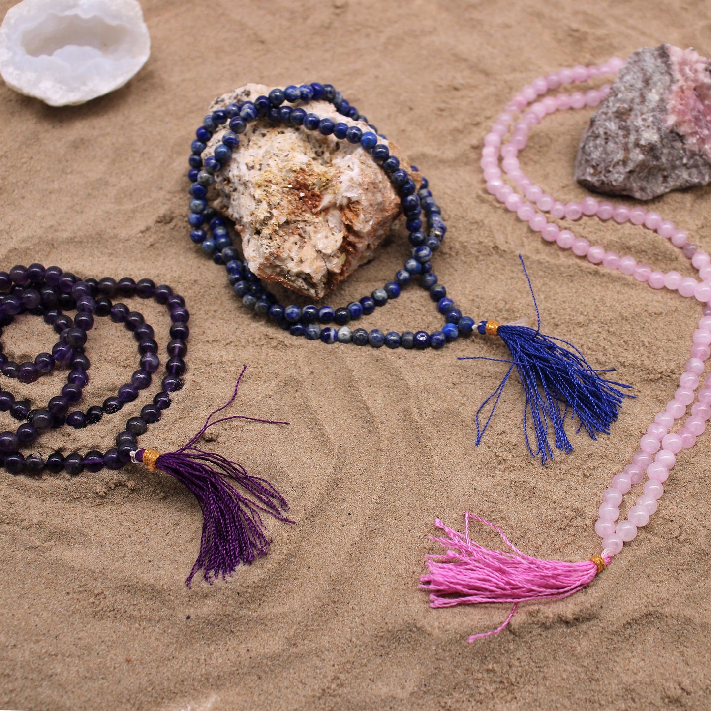 Meditationskette Lapis Lazuli – Handgefertigte Mala mit 108 Perlen