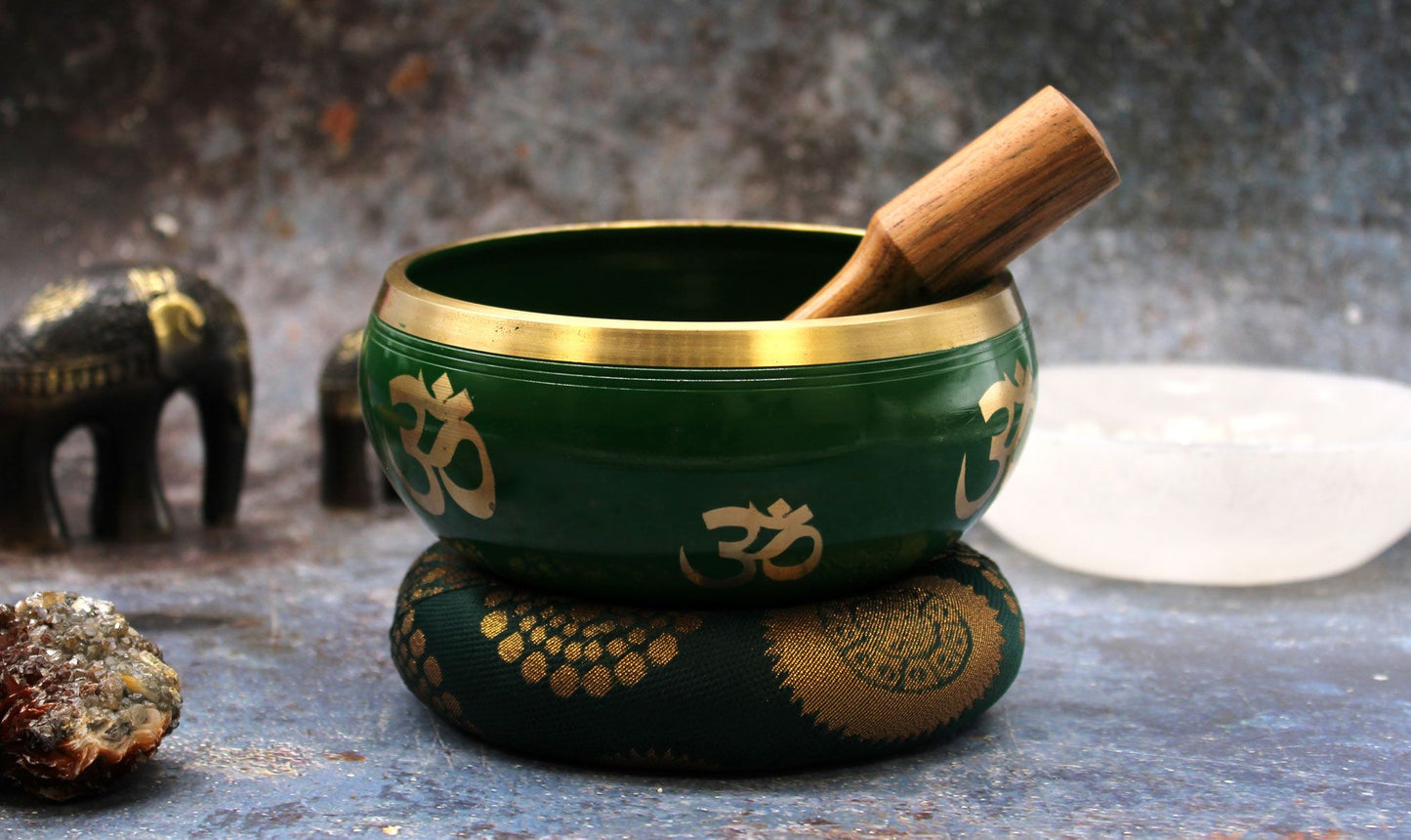 Klangschalen-Set 'Baum des Lebens' in Grün - 14 cm mit Holzschlägel