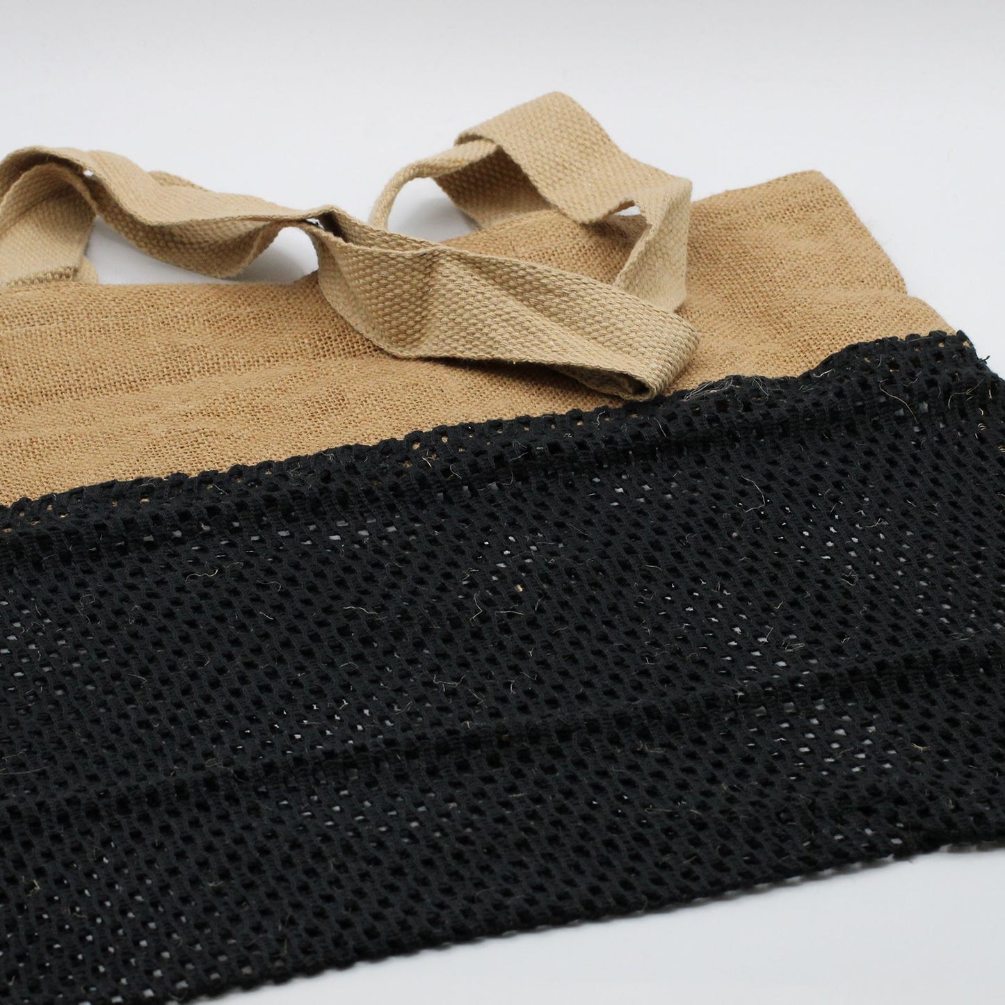 Netzbeutel aus weicher Jute und Baumwolle - Elegant in Schwarz