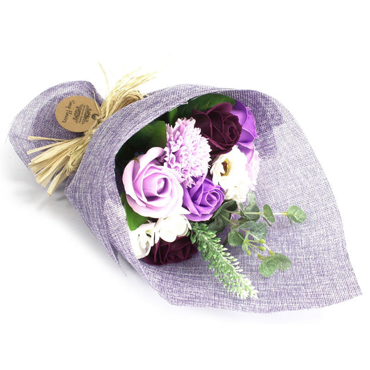 Lavendelblüten Bouquet aus Seife – Duftende Badepracht