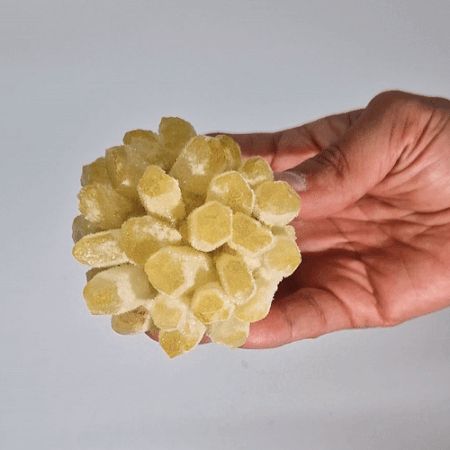 Handgefertigter Gelber Geisterquarz-Cluster – Einzigartiges Dekorobjekt, ca. 8 cm