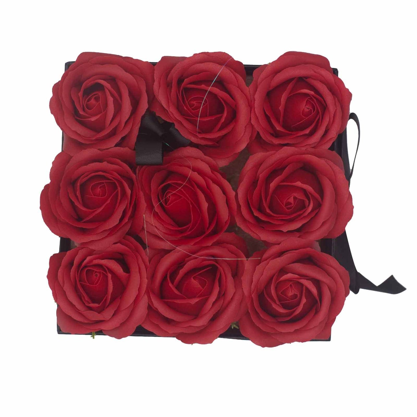 Luxus-Seifenrosenstrauß 'Ewige Romantik' - 9 rote Rosen im Quadrat-Arrangement