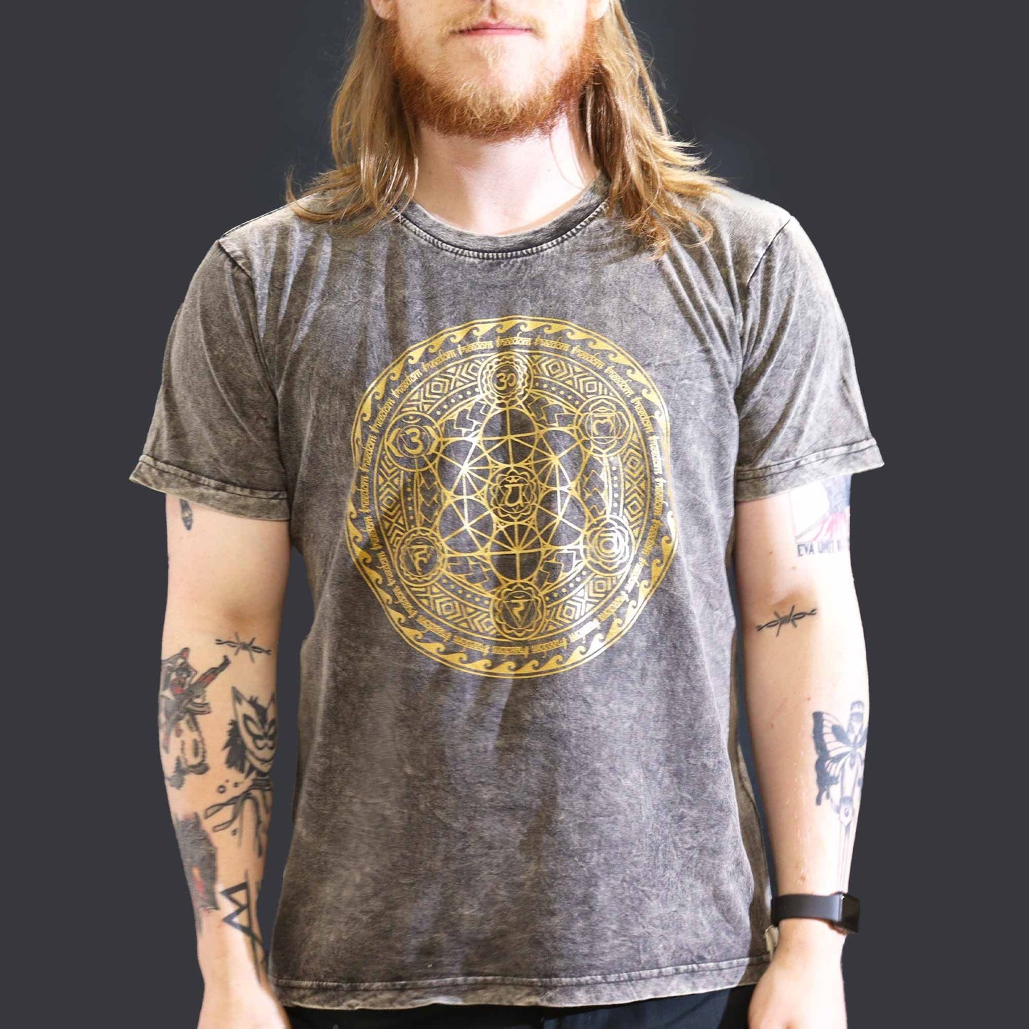 Chakra T-Shirt Dunkelgrau – Stonewashed Bio-Baumwolle