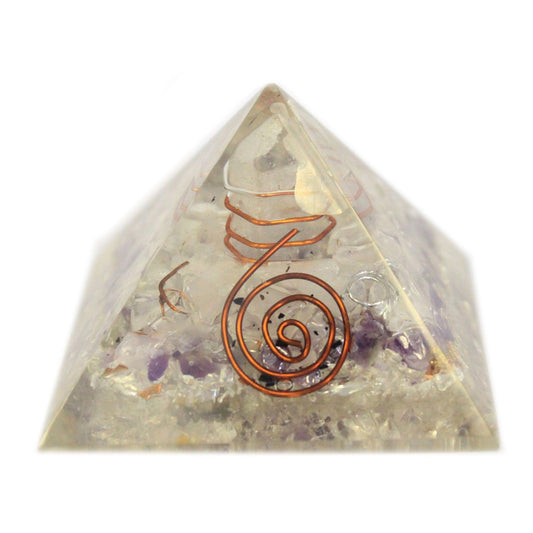 Handgefertigte Orgonit-Pyramide mit Edelsteinen & Kupfer – 5,5 cm