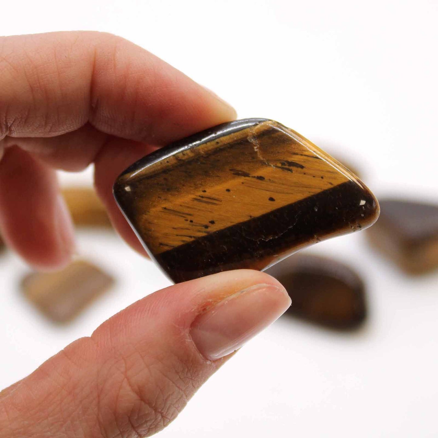 24 Goldene Tigeraugen Trommelsteine – Handliche Energie- & Dekosteine