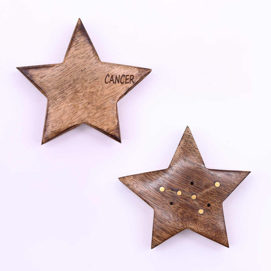 Set mit 12 Sternzeichen-Räuchersternen aus Mangoholz und Messing