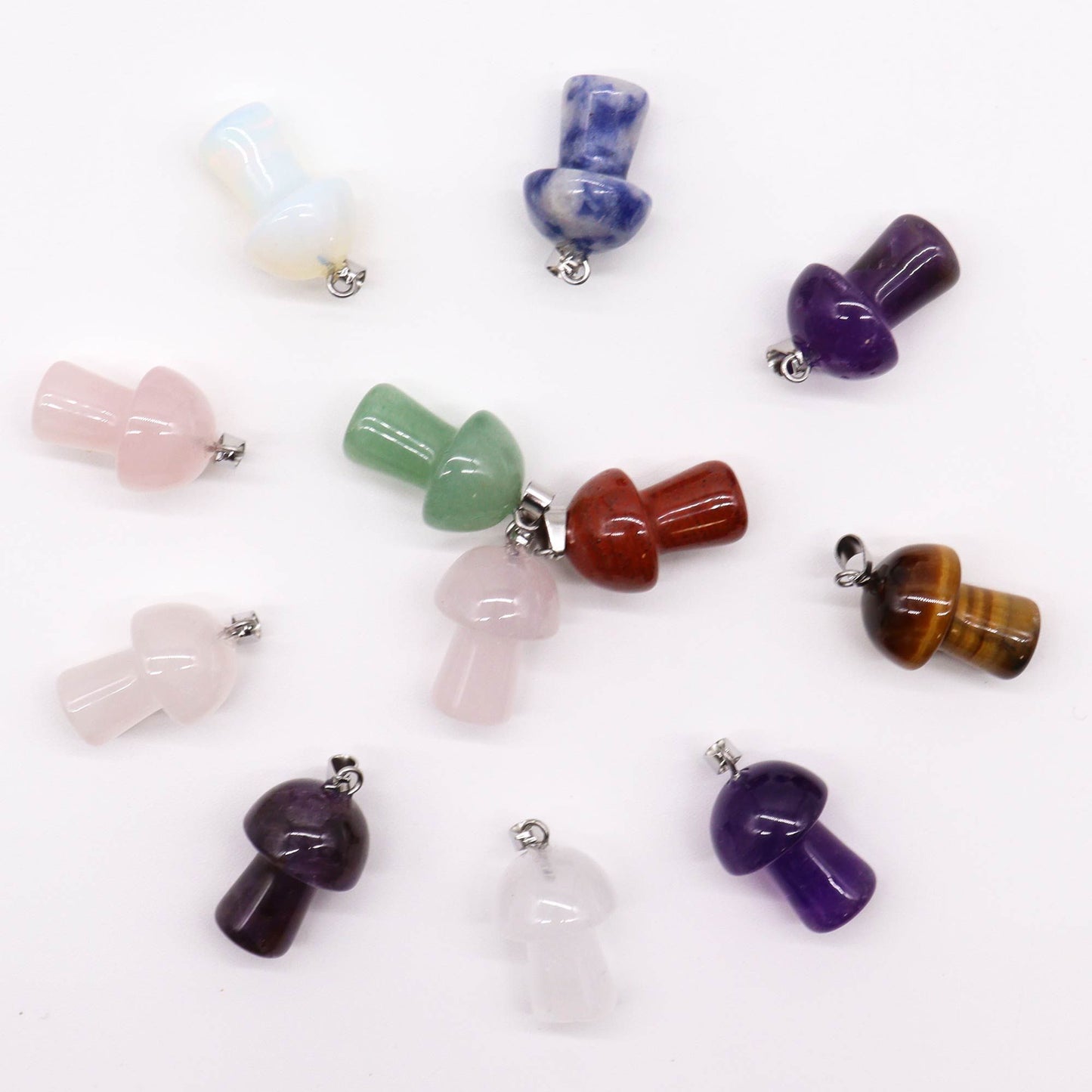 Set mit 12 Pilz-Anhängern aus natürlichen Edelsteinen (20x15 mm)
