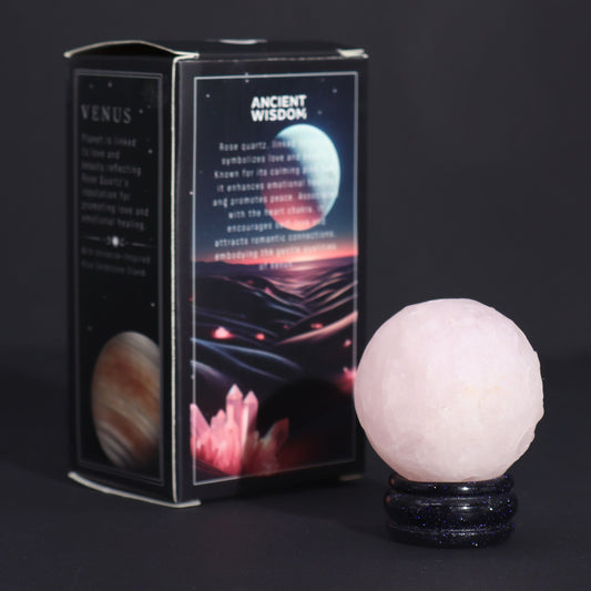 Rosenquarz-Planet auf Goldfluss-Sockel – 40mm Edelsteinkugel für Herzenergie