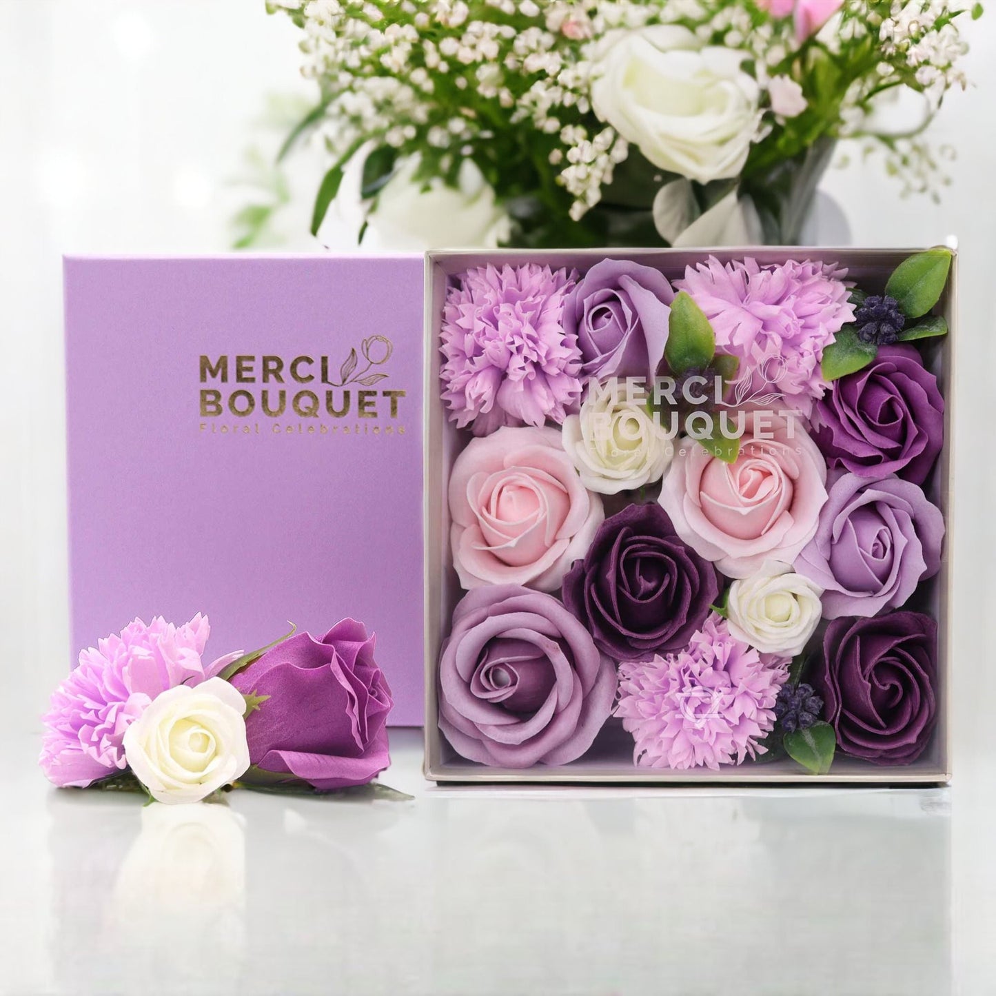 Seifenblumen-Geschenkbox 'Lavendel & Nelke' im Quadrat-Design