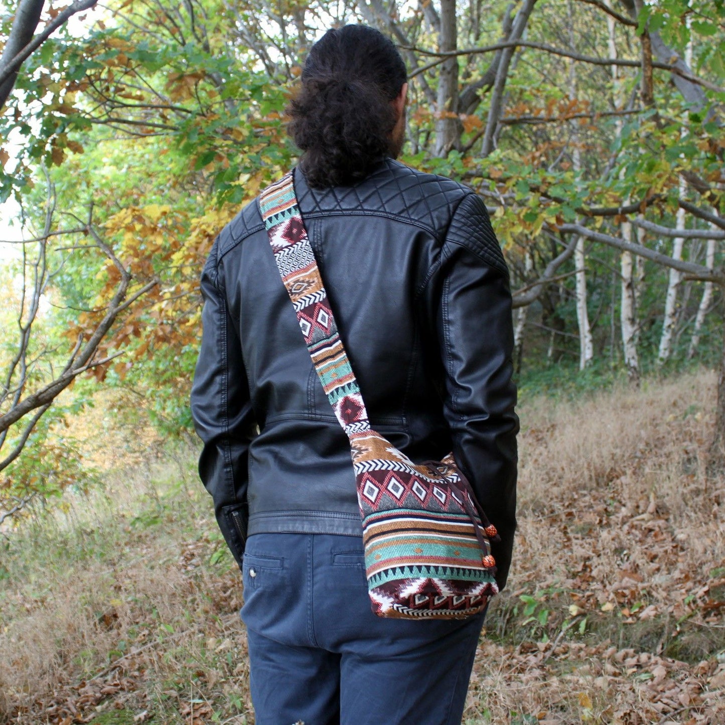 Jacquard Slingbag 'Chocolate' – Der vielseitige Reisebegleiter