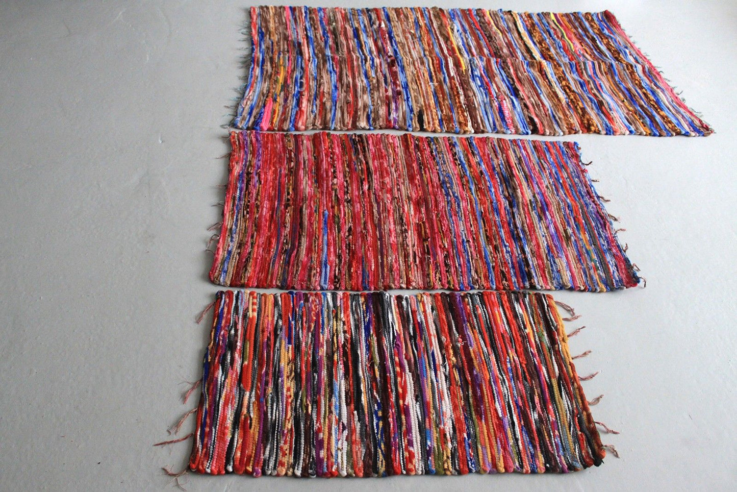 Samtweicher Flickenteppich 50x90 cm - Handgefertigt in Indien
