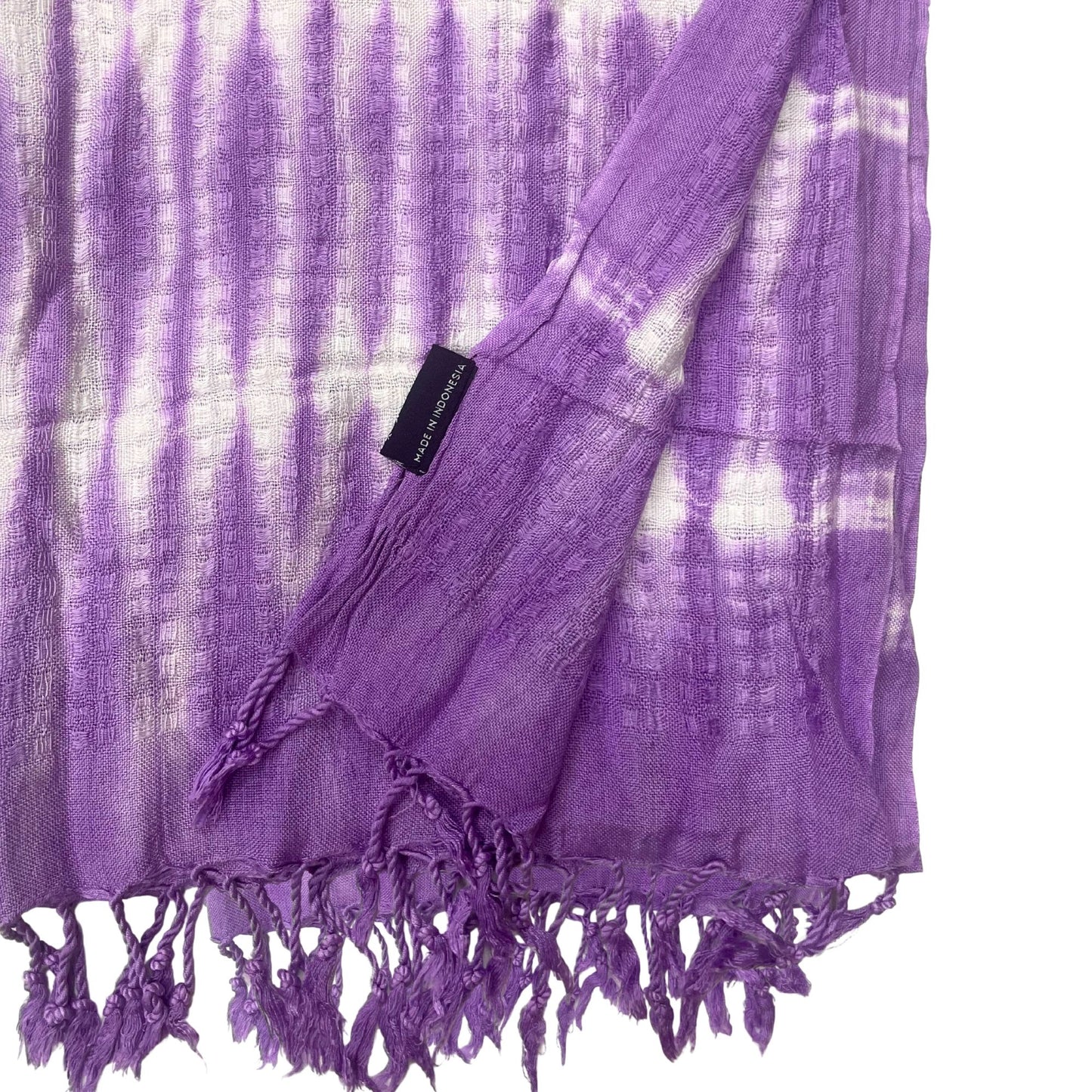 Luftige Lavendel-Stola mit floralen Motiven – Schal & Tuch