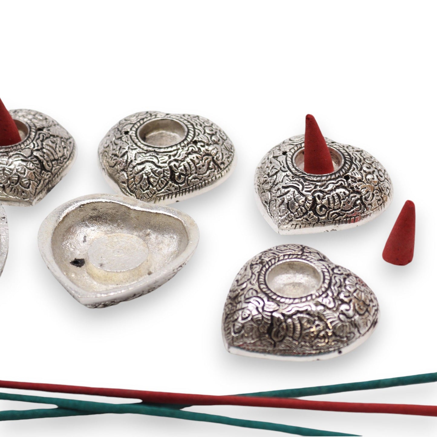 Herz-Räucherstäbchenhalter aus poliertem Aluminium – Symbol für Liebe & Ruhe