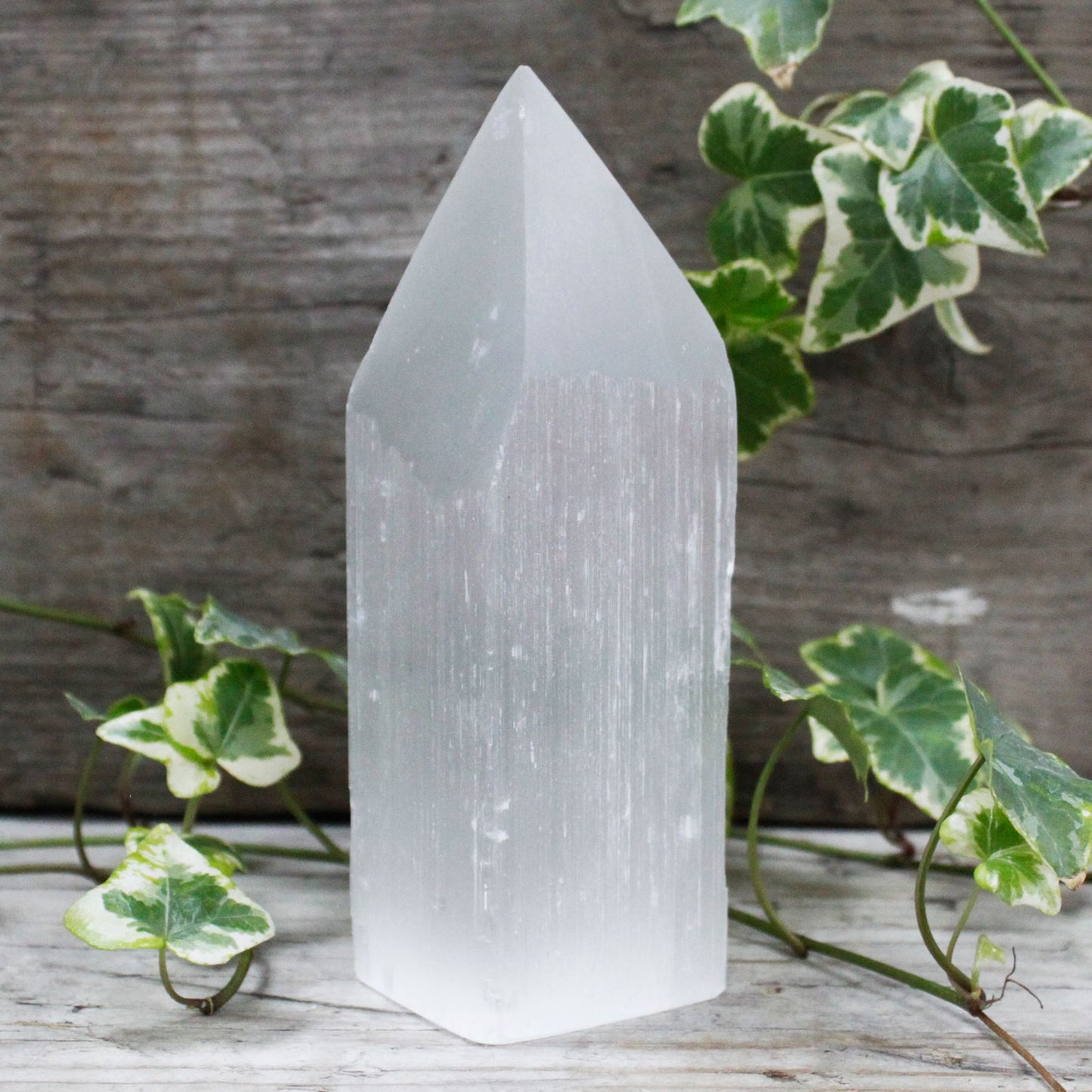 Handgeformter Selenit-Turm 15 cm - Natürliche Skulptur aus Marokko