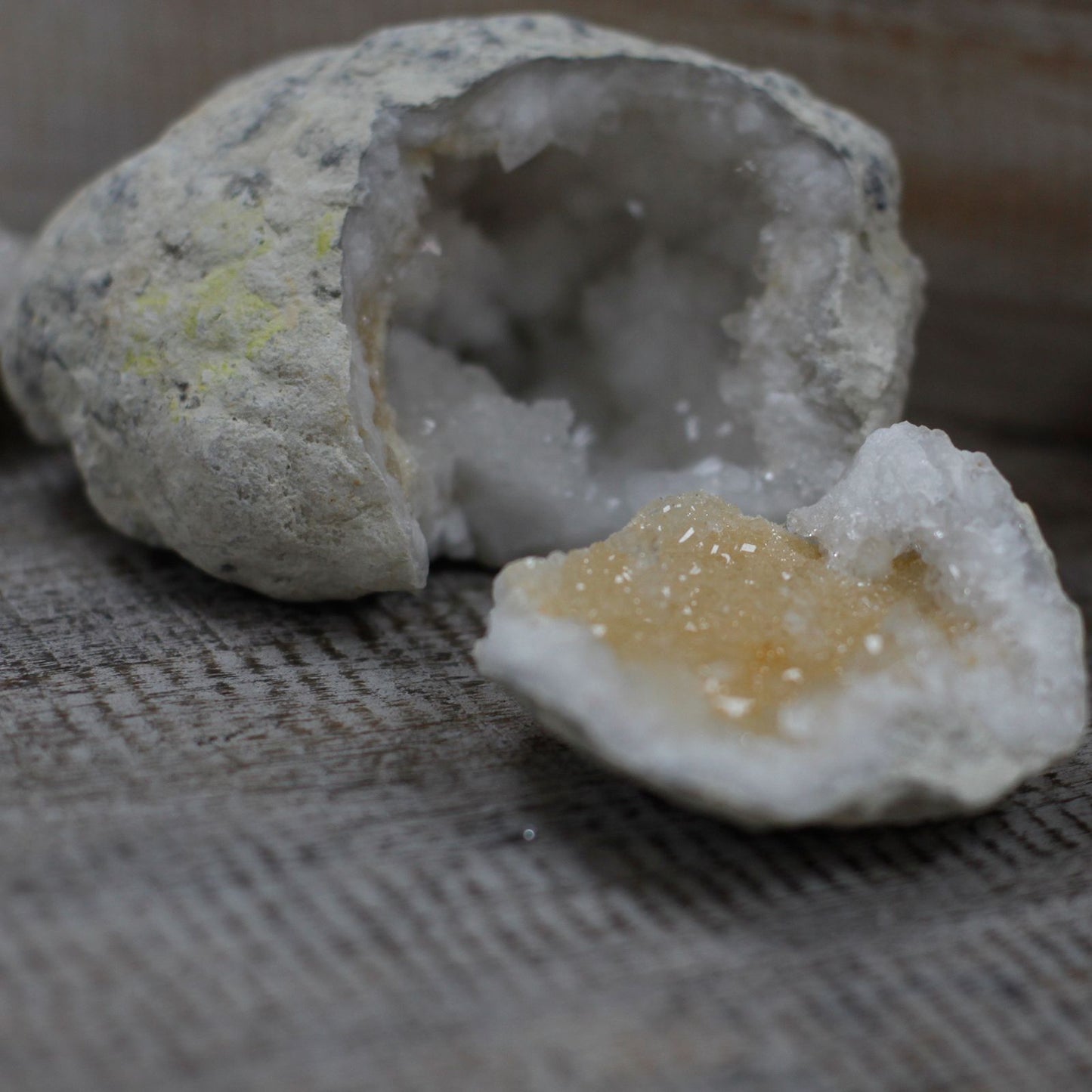 Natürliche Kalzit-Quarz-Geode 10-12 cm zum Öffnen - Unikat aus Marokko