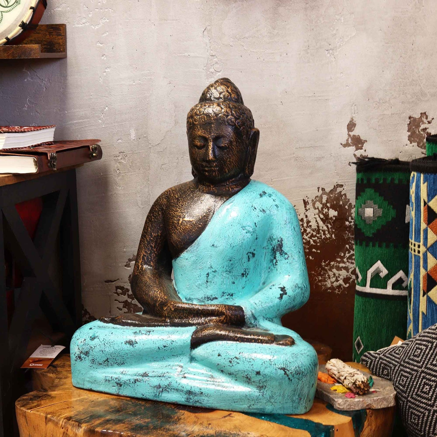 Buddha Statue Türkis & Steinoptik 50cm - Handgefertigte Faserzement-Figur