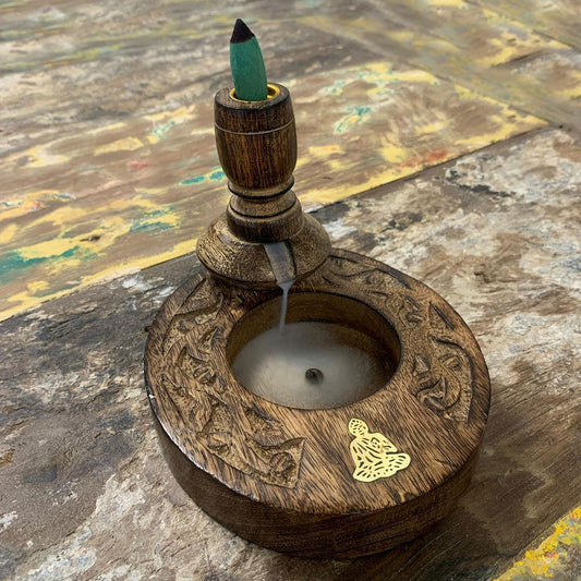 Räuchergefäß aus Mangoholz mit Buddha-Applikation - Rücksog-Effekt