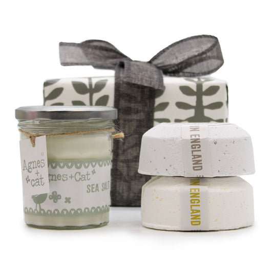 Geschenkbox Verwöhnmoment: Velvet Moon Kerze & Windermere Citrus Badesprudel