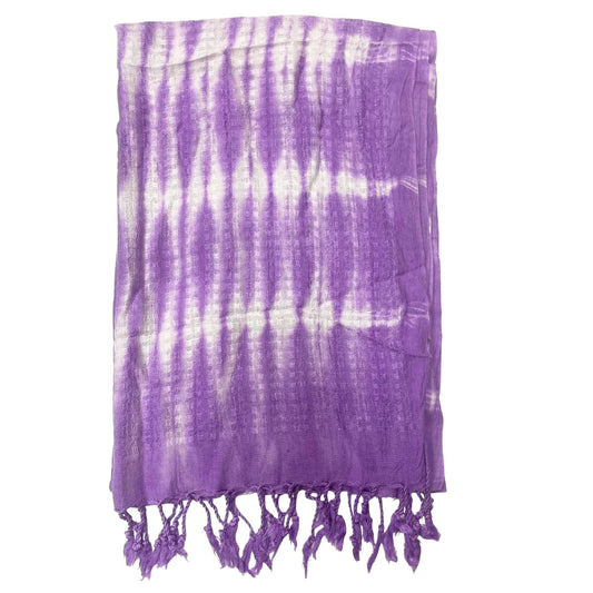 Luftige Lavendel-Stola mit floralen Motiven – Schal & Tuch