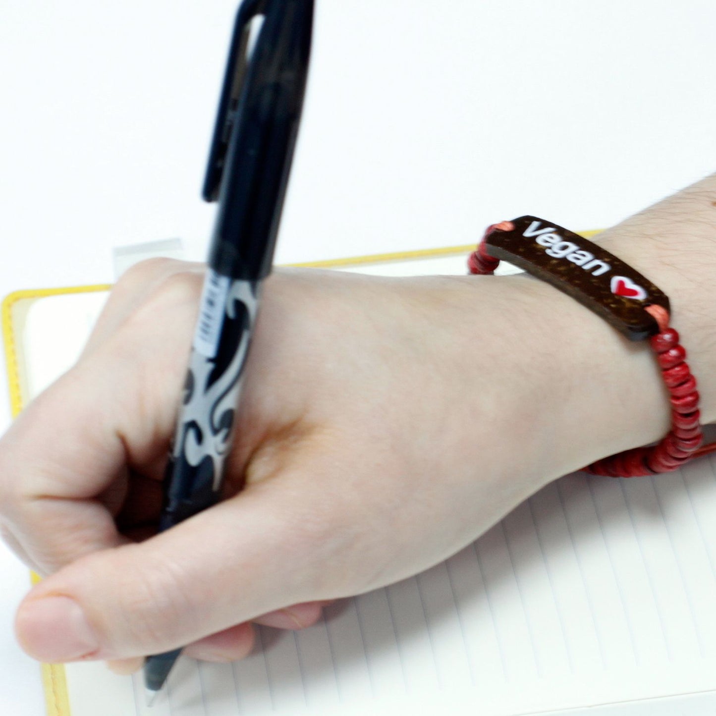 Coco Slogan Bangle Set - 6 natürliche Kokosholz-Armbänder mit Statement