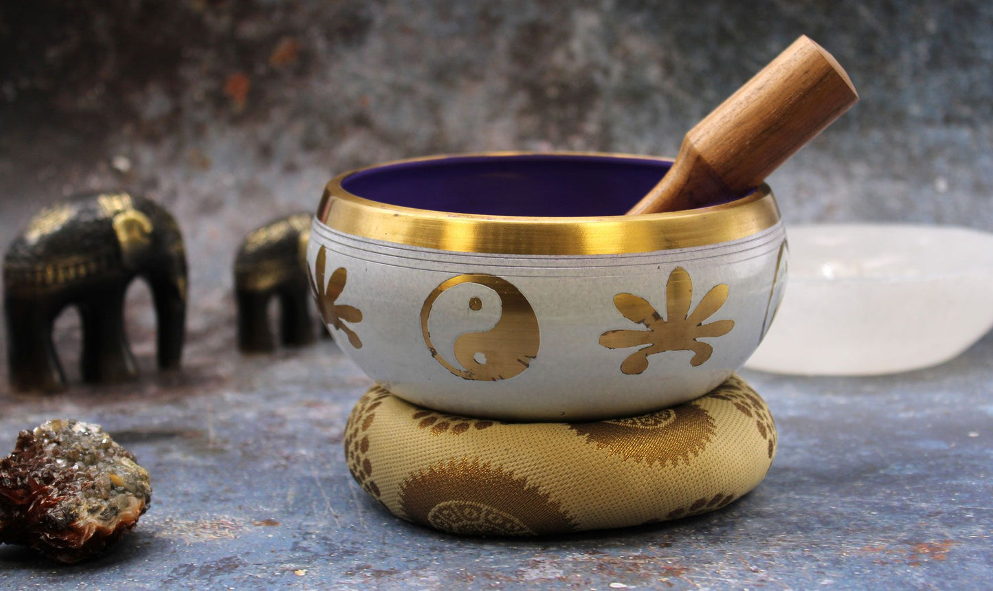 Klangschalen-Set Yin & Yang - 14 cm mit Holzkissen