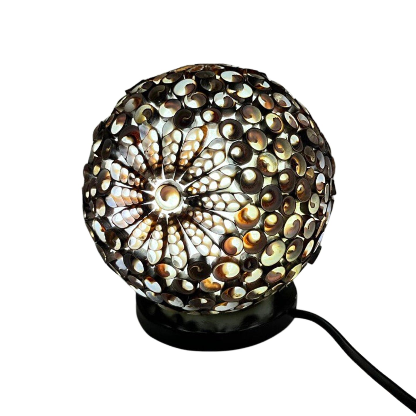 Boho Muschel-Globuslampe 'Chocolate Twist' - Handgefertigt in Bali - 15 cm