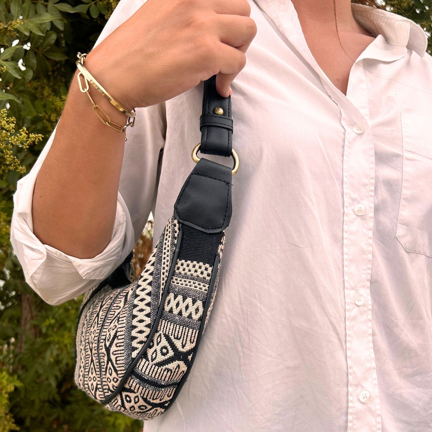 Jacquard Hobo Bag Metro Grau - Baumwolltasche mit schwarzem Trageriemen