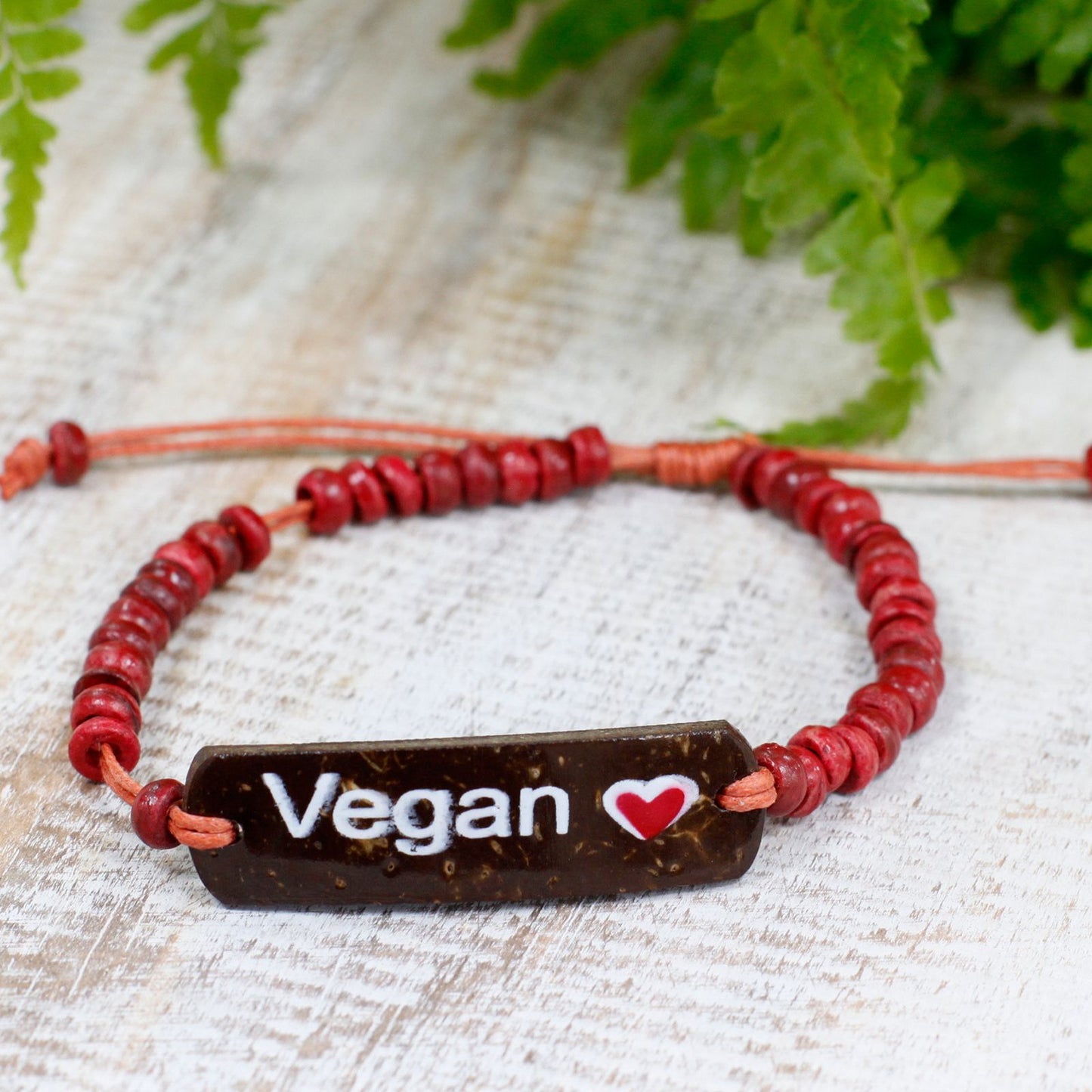 Coco Slogan Bangle Set - 6 natürliche Kokosholz-Armbänder mit Statement