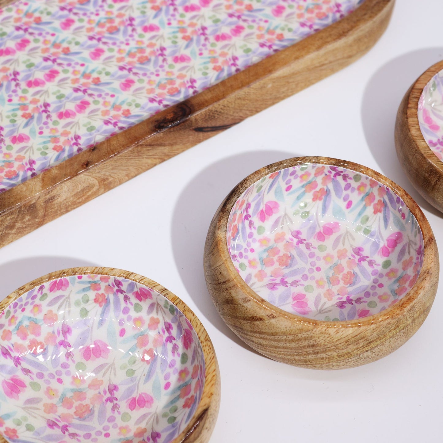 Servierset 'Pretty Floral' aus Mangoholz mit 3 Schalen