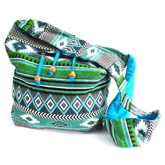 Jacquard Slingbag in Türkis – Stilvoller Begleiter für Stadt und Reise