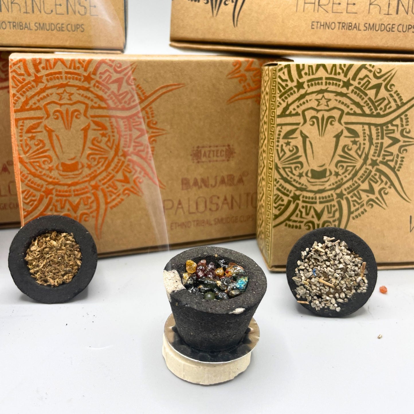 Banjara Myrrhe Harzschalen-Set – 6 Becher mit Metallplatte & Stein
