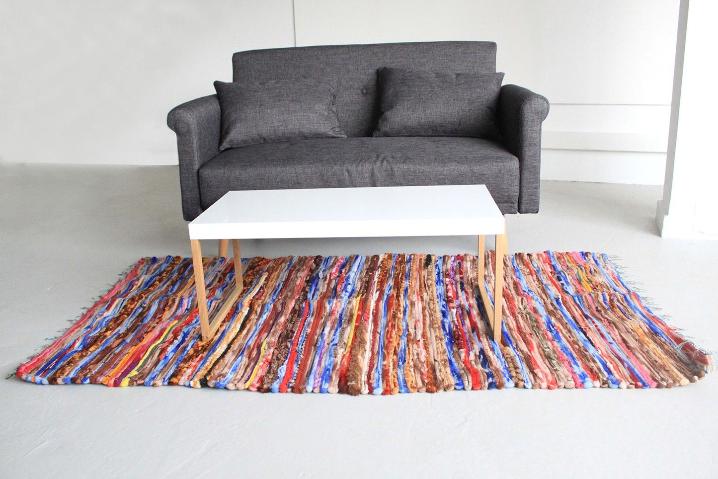 Indischer Samt-Flickenteppich 105x185 cm – Patchwork Design in lebendigen Farben