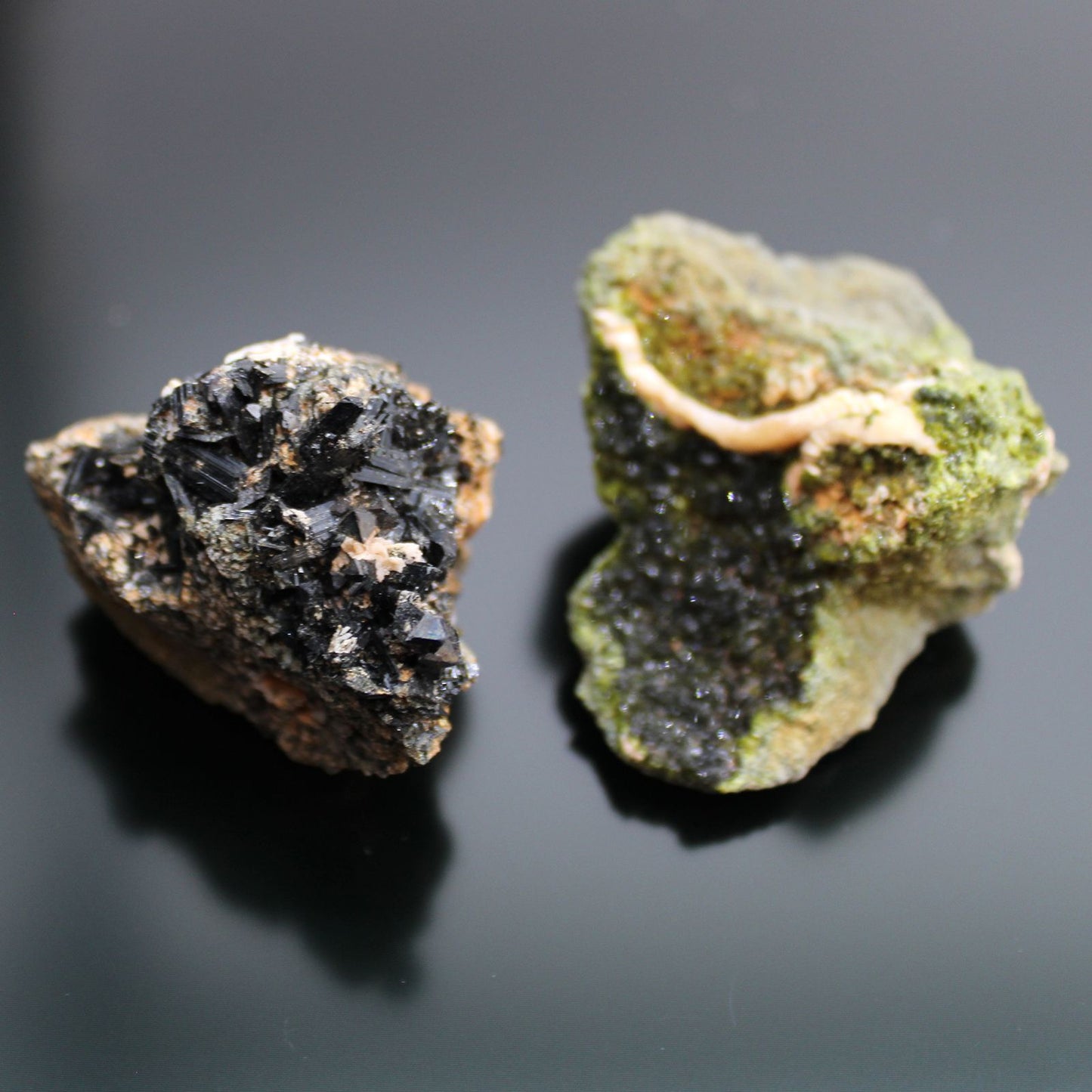 Epidot Kollektion – 10 handverlesene Mineralien im Set