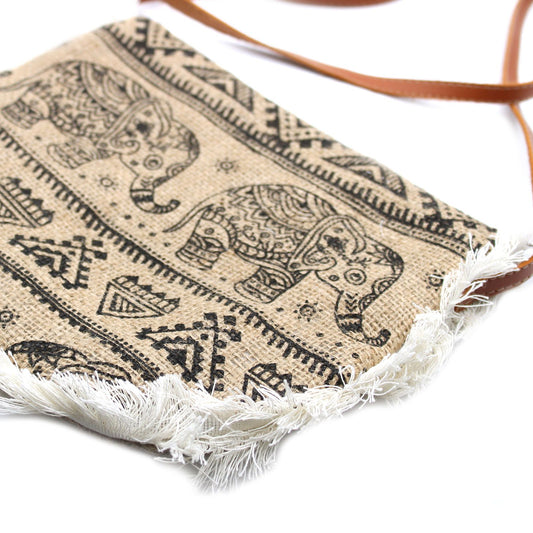 Jute-Fransentasche mit handgesticktem Elefanten-Motiv