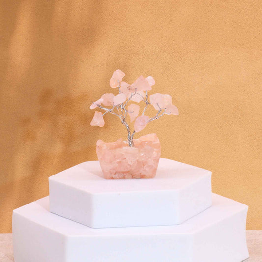 Mini-Edelsteinbaum aus Rosenquarz auf Orgonit-Basis – 15 Steine, 5 cm